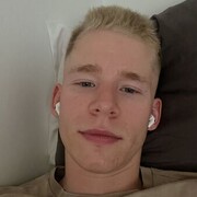  ,   Aleks, 24 ,   