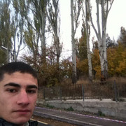  ,  Levon, 28