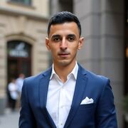  ,   Hossam, 33 ,   c 