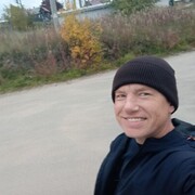  ,  Sergio, 35
