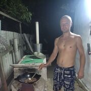  ,   Kiril Dor, 32 ,   ,   , c , 