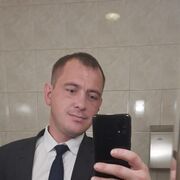  ,   Maxim, 33 ,   ,   , c 