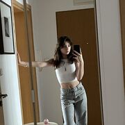  ,   Luiza, 19 ,   ,   