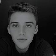  ,  Viktor, 27
