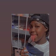  ,   Naomy, 22 ,   ,   
