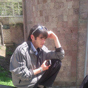  ,   Arkadi, 33 ,   