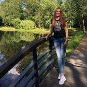  ,   Elena, 41 ,   c 