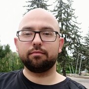  ,  Vitaliy, 32