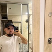  ,  Hasanjon, 25