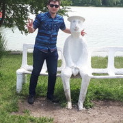  ,  Marat, 26