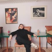  ,  Ali, 23