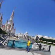  ,  Kamal, 24