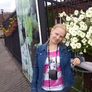  -,  Anna, 35