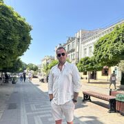  ,   Ruslan, 37 ,   ,   , c 