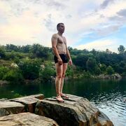  ,  Dima, 28