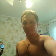   ,   Vankuver, 39 ,  