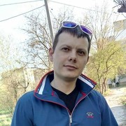  ,  Andry, 40