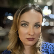  ,   Yana, 34 ,   ,   