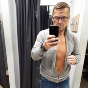  ,   Vadim, 47 ,   