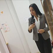  , 