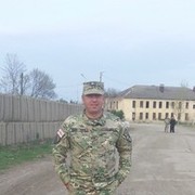  ,  davit, 41