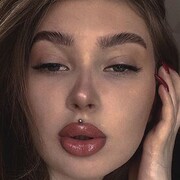  ,  Dasha, 21