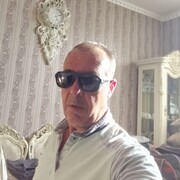  --,   Artur, 52 ,   ,   