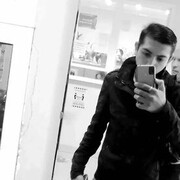   ,  Petr, 22