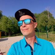  ,   Pluto, 32 ,   ,   