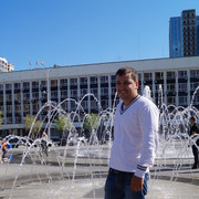  ,   Alex, 39 ,   