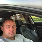  ,  Andrej, 38