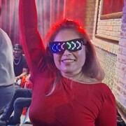  ,   Yanina, 50 ,   c 