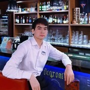  ,  Kamron, 19