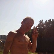   ,   Vladimir, 40 ,   