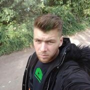  ,  Cristian, 25