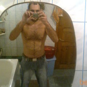  ,   Alex, 40 ,  