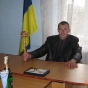  ,  DENIS, 42