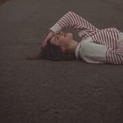  ,   Mia, 27 ,   , 