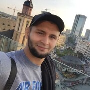  ,  Ali, 28