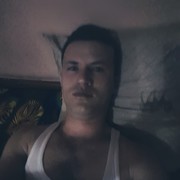  ,  Begzod, 31