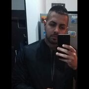  ,  Alex, 44