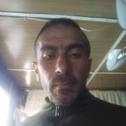  ,  Artur, 43