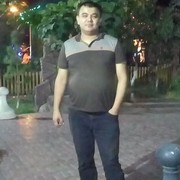  ,   Mustafo, 41 ,  
