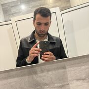  ,  Petros, 25