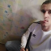  ,  Nik, 27