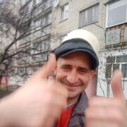 ,  Aleks, 40