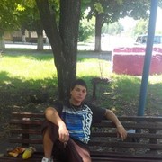  ,   Stas, 32 ,   