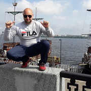  ,   Artem, 39 ,   ,   , c 