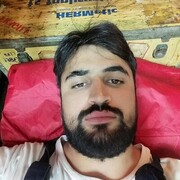  ,  Farid, 34