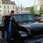  Saint-Germain-en-Laye,   Maksim, 18 ,   ,   